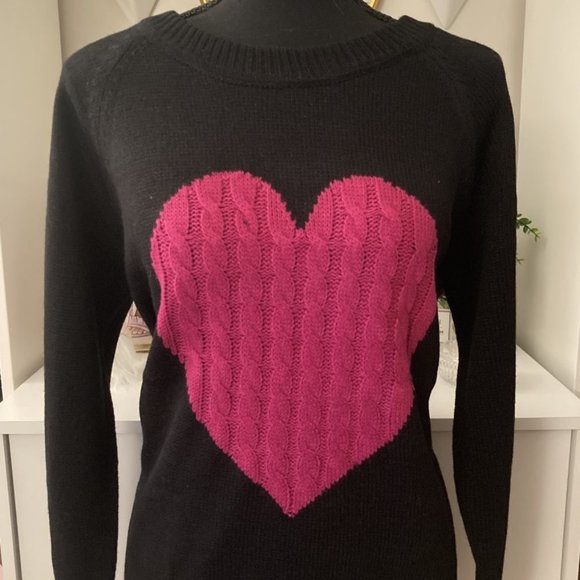 Heart Sweater - Picture 2 of 2